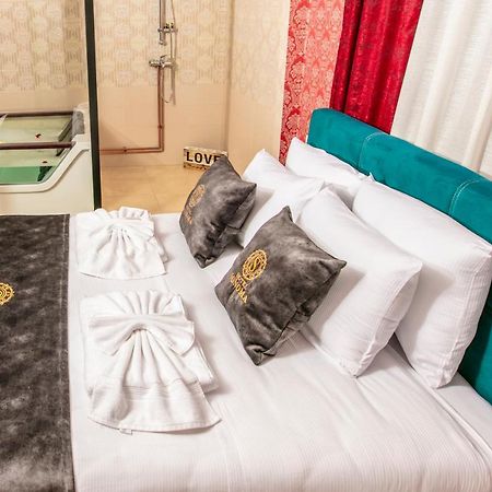 Hotel Sonoma Kosovo Polje Ngoại thất bức ảnh