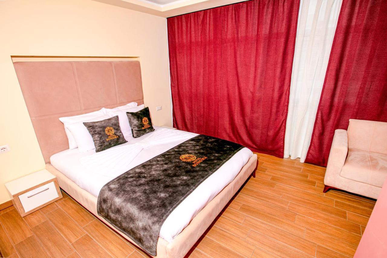 Hotel Sonoma Kosovo Polje Ngoại thất bức ảnh
