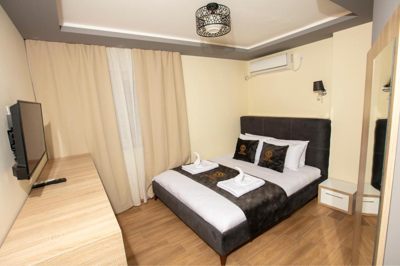 Hotel Sonoma Kosovo Polje Ngoại thất bức ảnh