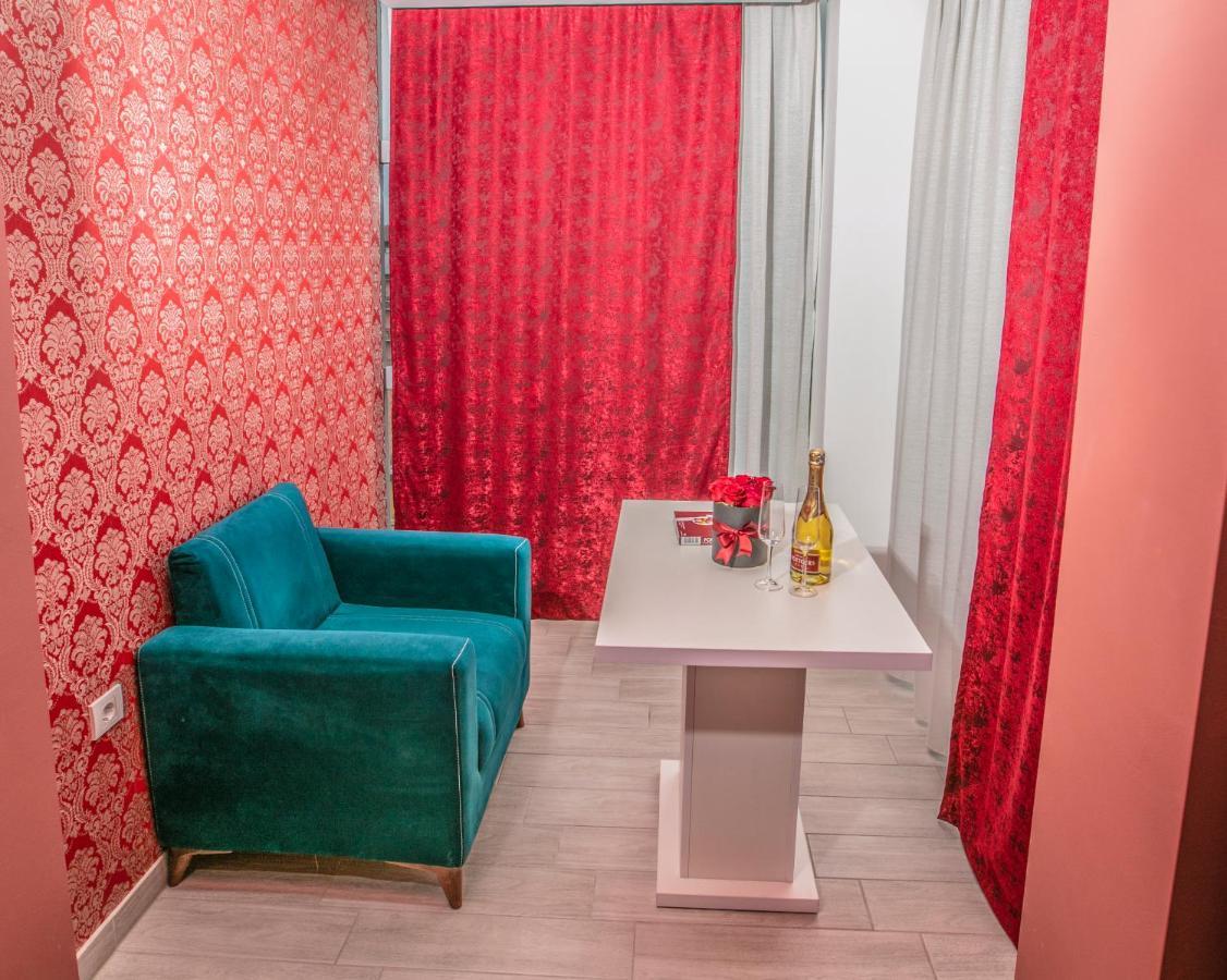 Hotel Sonoma Kosovo Polje Ngoại thất bức ảnh